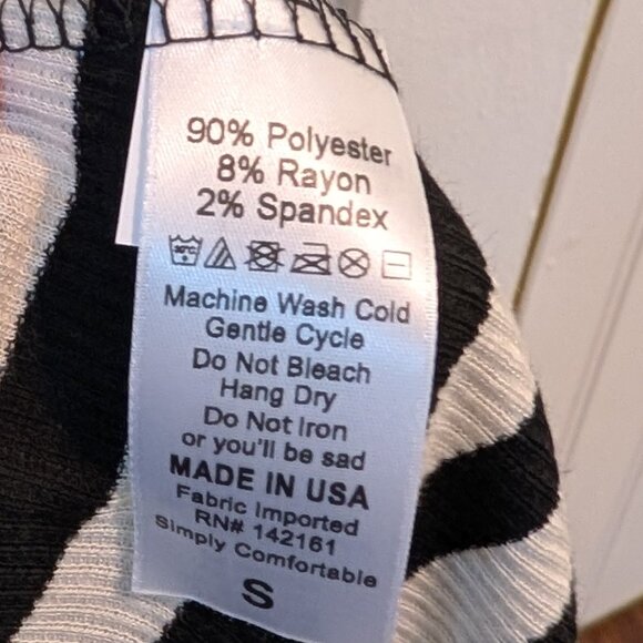 LuLaRoe Sarah Cardigan, size S, new with tags,white & black stripped - Picture 4 of 8